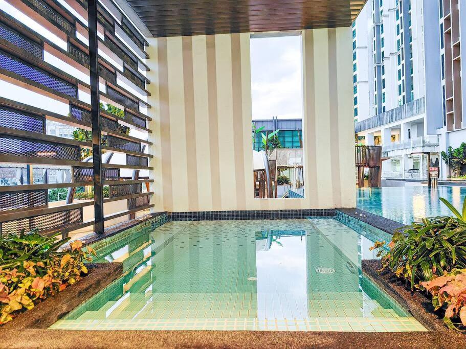 Bukit Indah 1/studio/aeon Mall Pangsapuri Johor Bahru