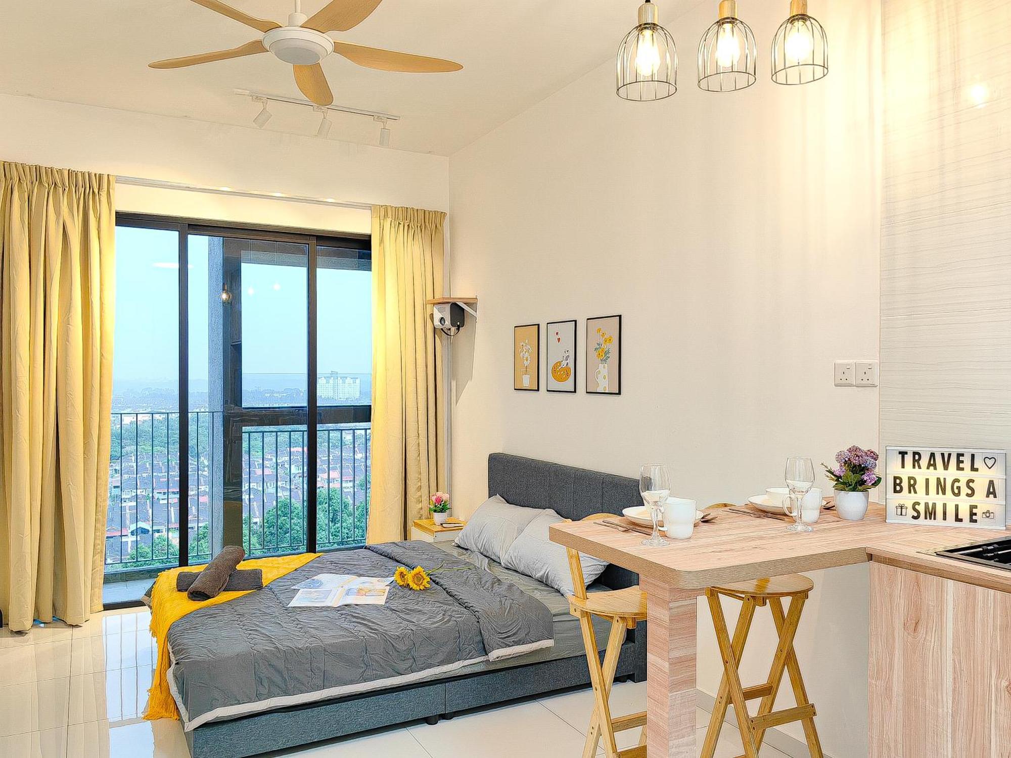 Bukit Indah 1/studio/aeon Mall * Johor Bahru